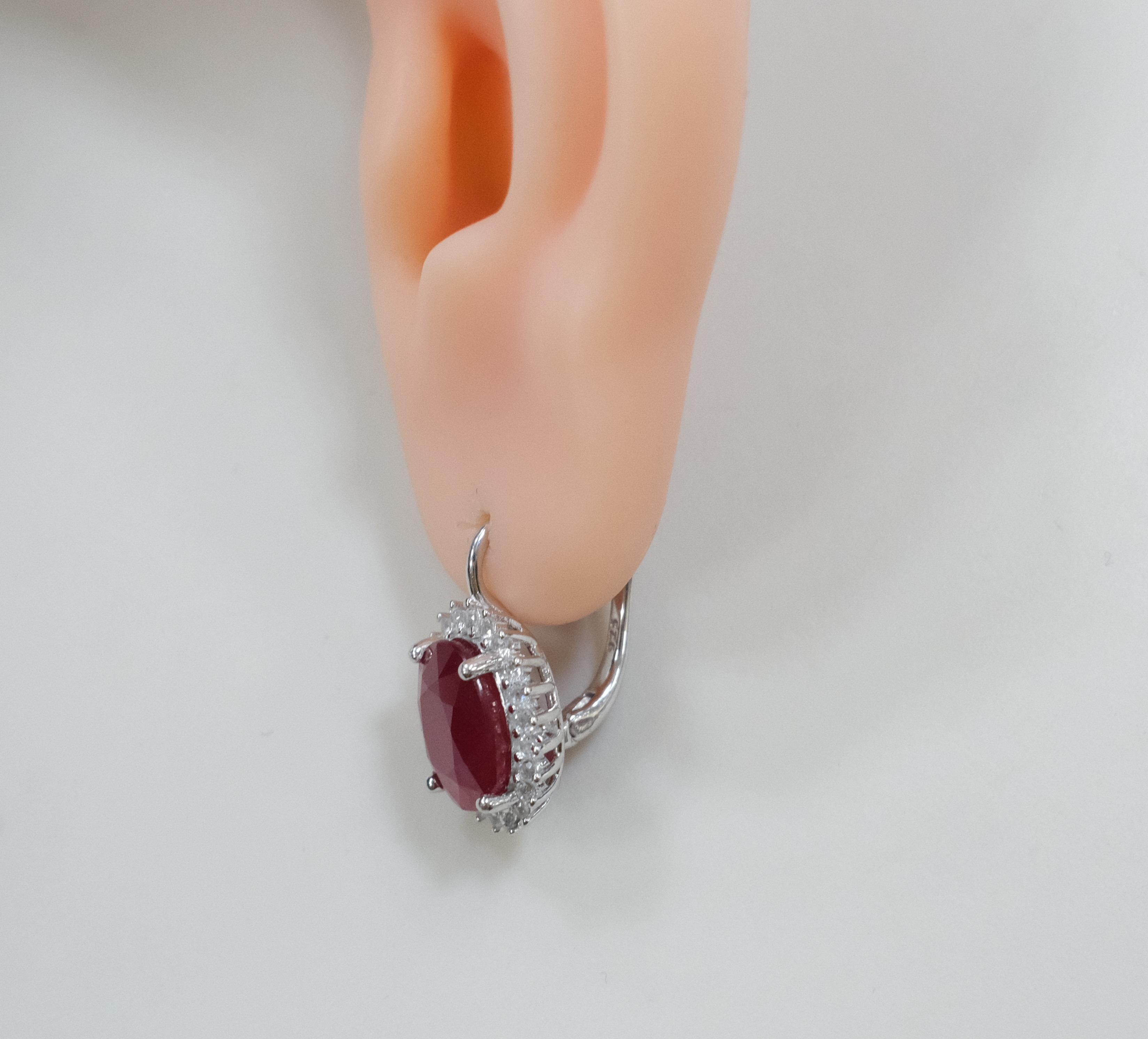 Серебряные серьги с рубинами